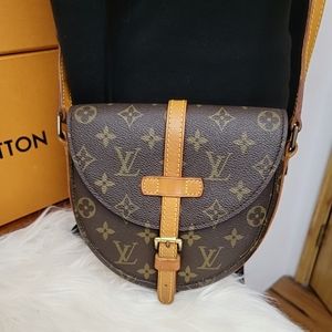 Louis Vuitton Chantilly PM Crossbody Bag Monogram Canvas